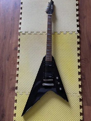 Guitarra Flying V Strinberg