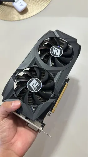 Placa de Vídeo PowerColor RX 590 SEMI NOVA