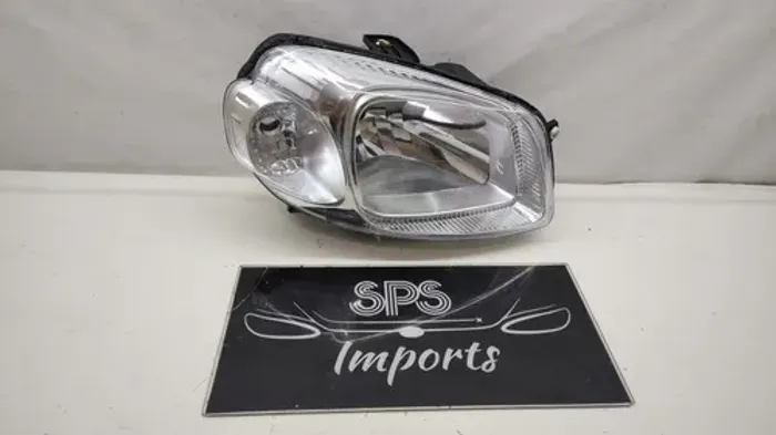 Farol Direito Fiat Uno 2010 A 2014 Importado