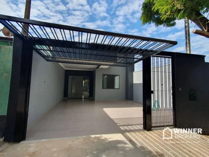 Casa com 3 dormitórios sendo uma suite a venda, 80 m² por R$ 360.000 - em rua tranquila do