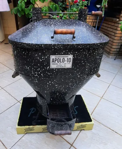 Churrasqueira Apolo-10 - Semi Nova