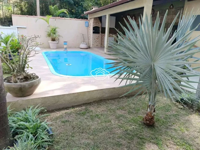 Oportunidade Única em Barra de Guaratiba Casa em Condomínio Fechado entre o Mar e a Monta