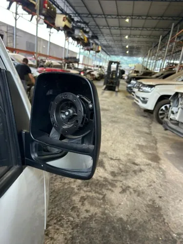 Kia bongo 2019 2.5 16v manual 6 marcha! Retrovisor direito <br>Potencia: 131cvs