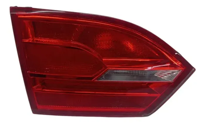 Lanterna Esquerda Tampa Volkswagen Jetta 2012 2013