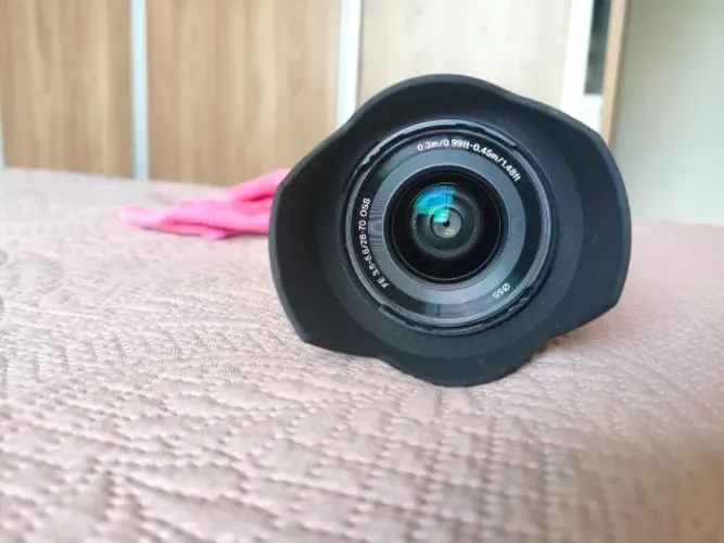 Lente Sony FE 28-70mm F 3.5-5.6