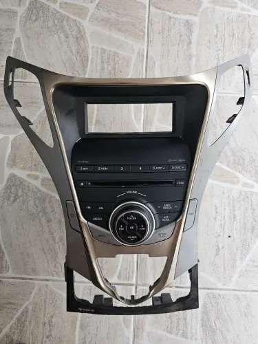 Radio e Moldura Central painel Hyundai Azera 2012 a 2017