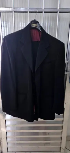 Terno Preto / Blazer Cinza / Sobretudo Preto