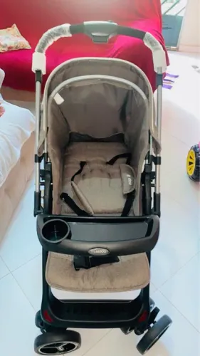 Carrinho de Bebê - Semi novo da marca kiddo