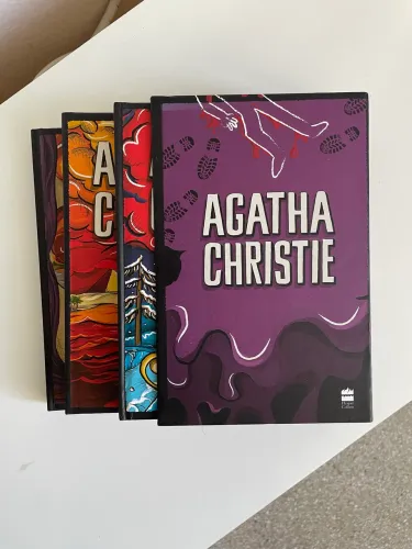 Box Agatha Christie