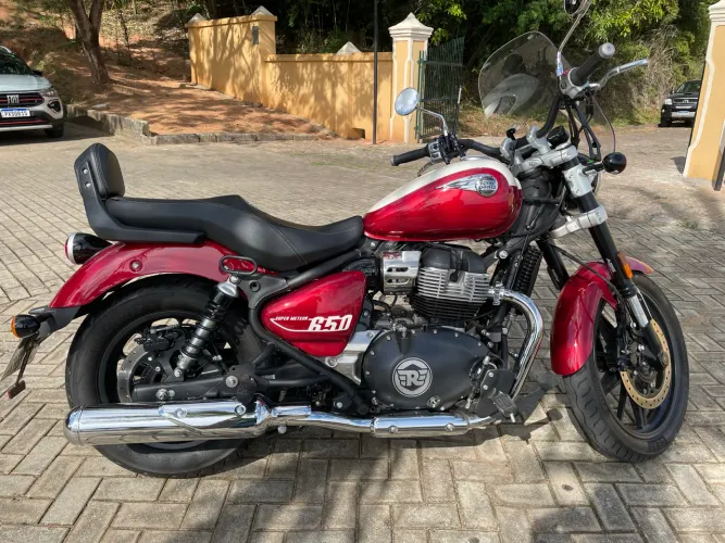 Super Meteor 650 celestial