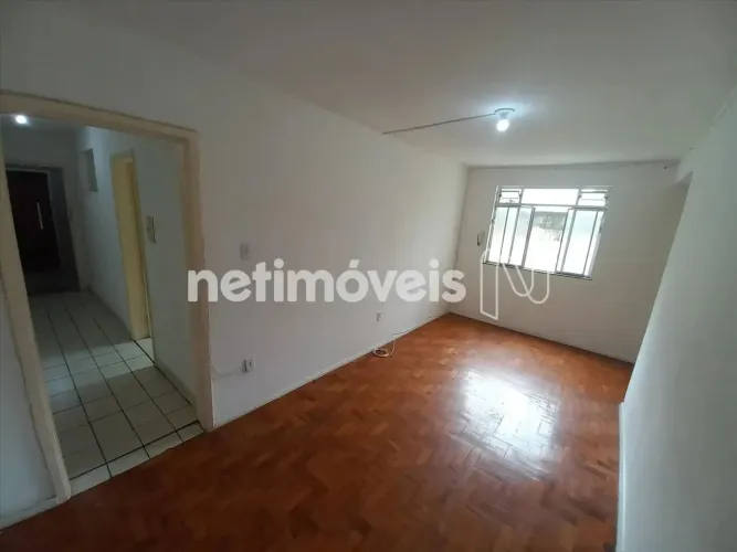 Apartamento 2 Quartos para Aluguel no Monte Serrat