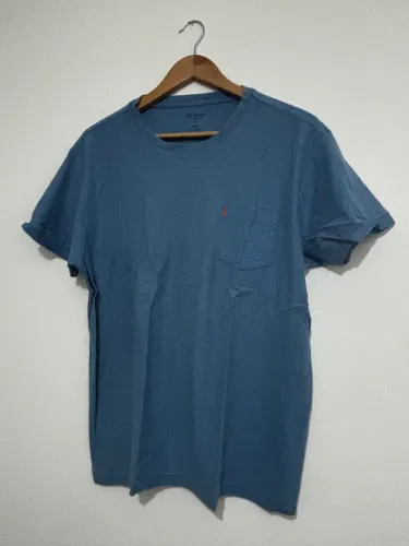 Linda camiseta osklen original usada poucas vezes