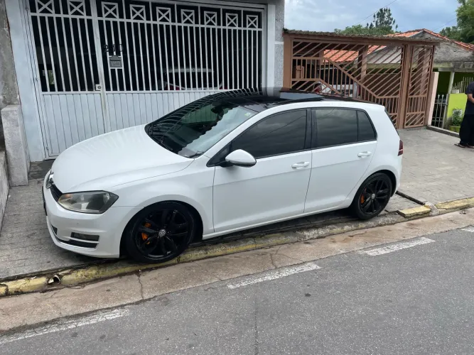 Volkswagen Golf Highline 1.4 TSI 140cv Aut. 2014