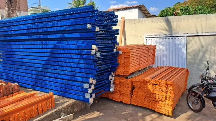 Porta Palletes SEMINOVOS!!! 2200kg e 1000kg
