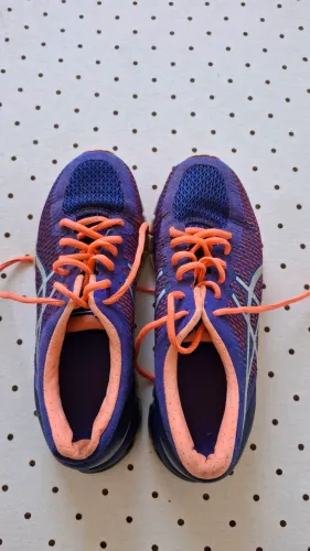 Tenis asics