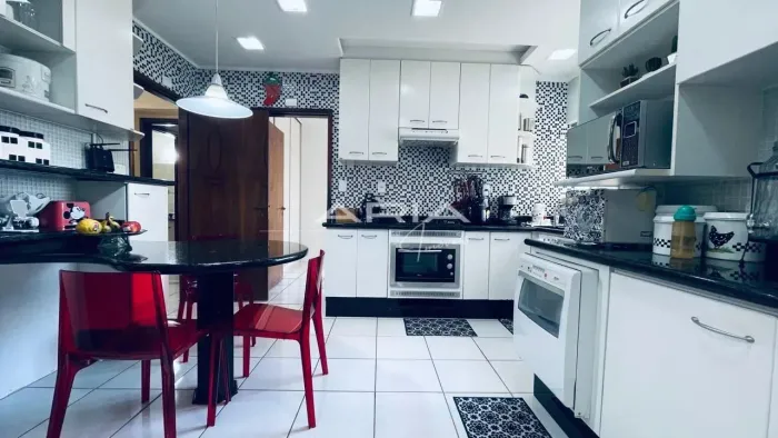 Apartamento à VENDA na rua Santos, região Central, Londrina - Pr.