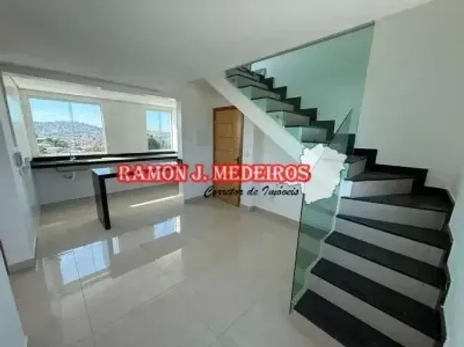 Vendo MARAVILHOSA cobertura 2 quartos 1 suite porcelanato granito no Bairro Rio Branco em 