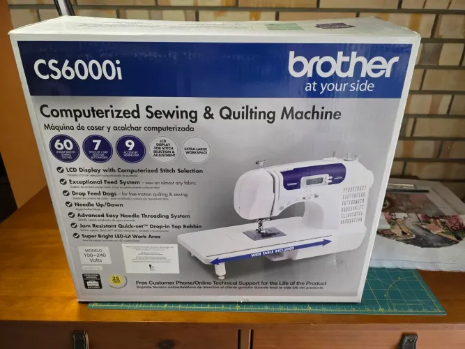 Máquina Doméstica Brother Autovolt 60 pontos CS-6000I