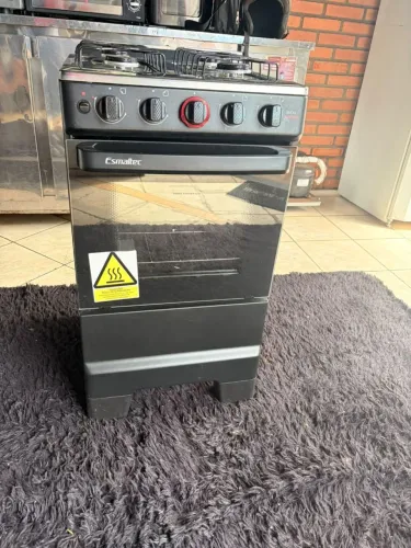 Fogão 4 bocas acendimento elétrico funcionando todas as bocas e forno ((ENTREGO GRATIS))