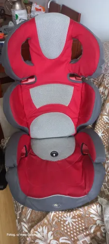 Cadeira infantil para carros