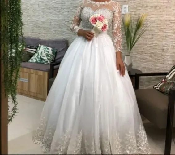VESTIDO PARA CASAMENTO/DEBUTANTES 