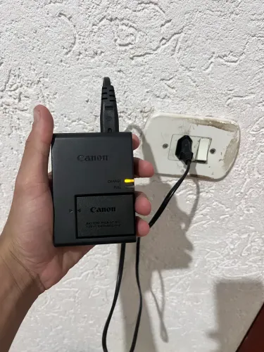 Carregador para cânon LP-E17