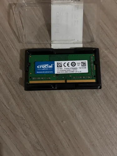 Memória RAM DDR4 8GB Crucial notebook