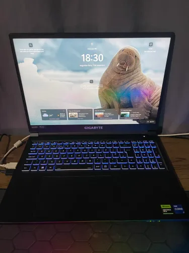 Notebook Gamer Gigabyte G6 KF i7 13ª RTX 4060 16GB RAM 1TB + Pasta Térmica