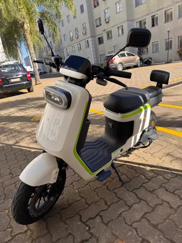Moto Elétrica Sudu A4 - Nova, Completa, Sem CNH