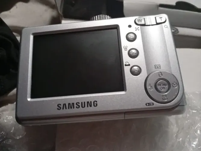Camera digital Samsung.