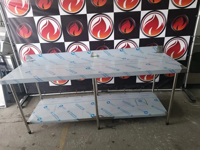 Mesa 2,00x65x85com espelho & prateleira inferior toda no aço inox nova
