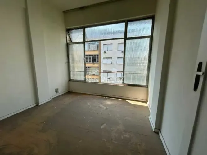 Apartamento : Padrão / Residencial / Catete