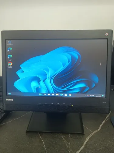 Monitor - BenQ 15p