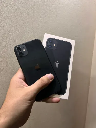 iPhone 11