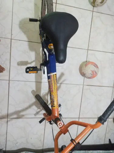 Bicicleta infantil BMX