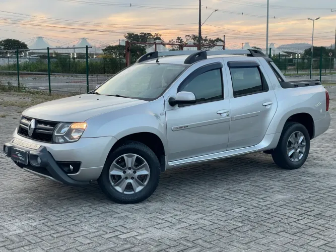 Renault Duster Oroch Dyna. 2.0 Hi-flex 16V Mec. 2016