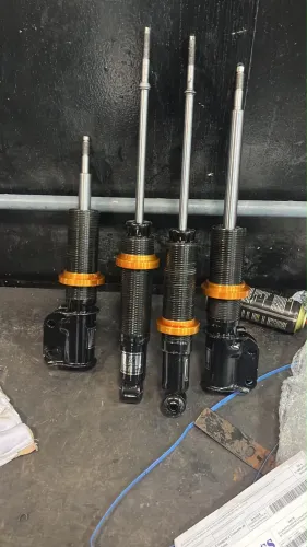 Suspensão Rosca Castor Celta Prisma Corsa