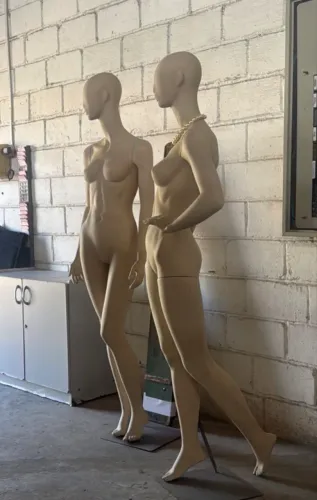Manequins 