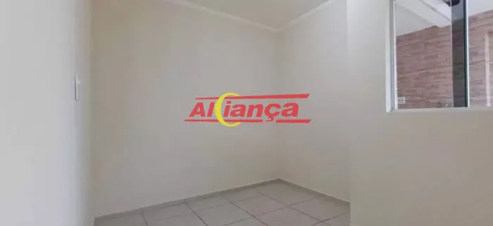 Casa 100m², com 2 quartos e 1 vaga para locação - Picanço - Guarulhos/SP