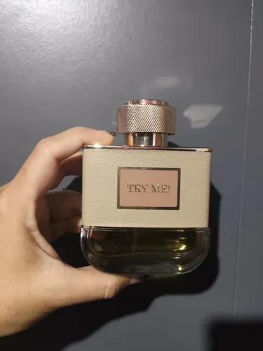 Perfume feminino