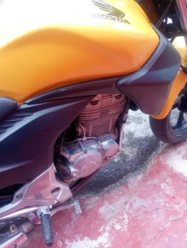 Troca-se em moto menor. Com volta minha. Moto toda em dia moto top