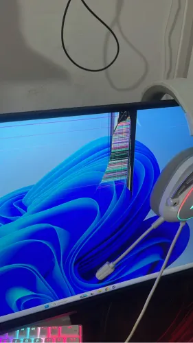 Vendo Monitor gamer com a tela trincada