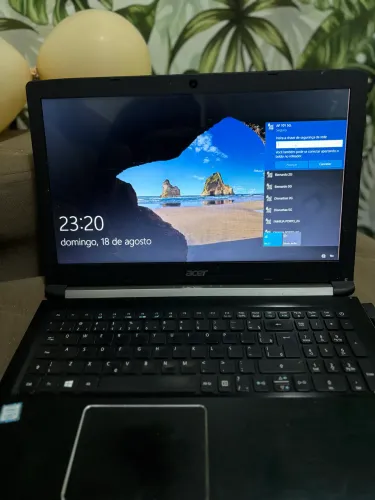 Notebook Acer com defeito 