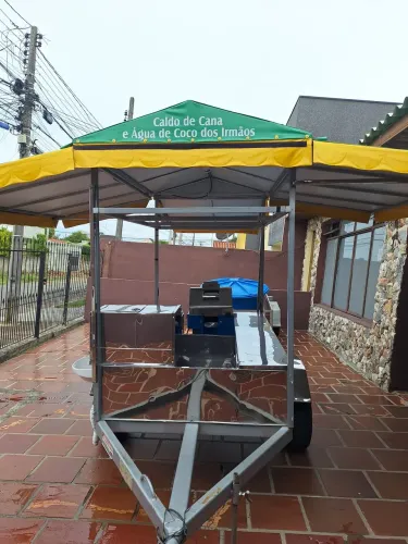 Carretinha de caldo de cana