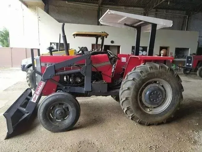 Massey Ferguson 275