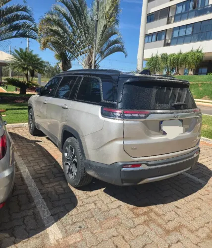Jeep Commander Limited T270 1.3 TB Flex AUT 2023