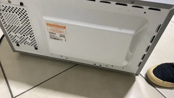 VENDO MICROONDAS PHILCO PMO34E - 34 LITROS