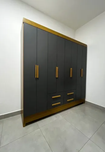 Guarda roupa de casal