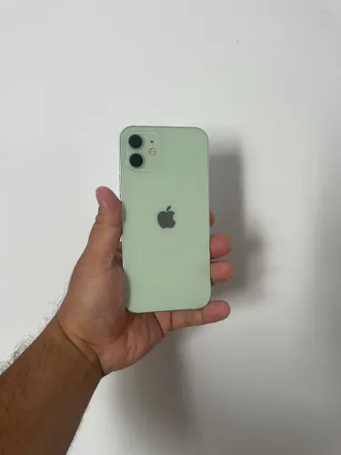 iPhone 12 - Bateria 87%