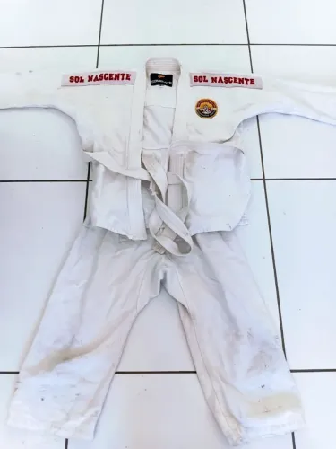 Vendo kimono infantil